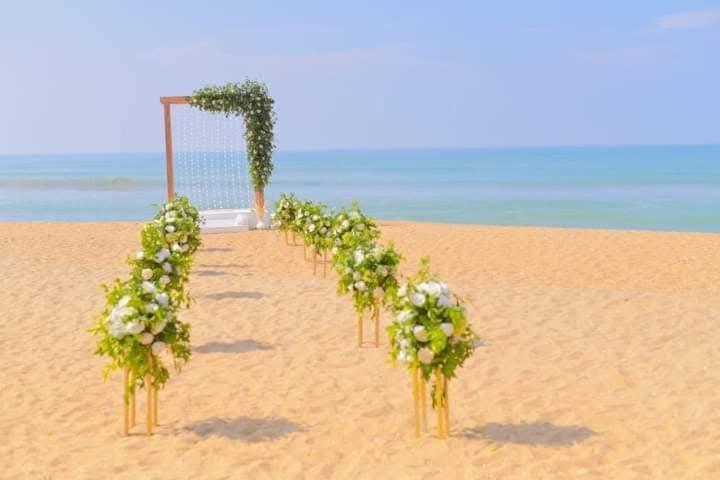 Blue Beach Hotel Ваддува Экстерьер фото