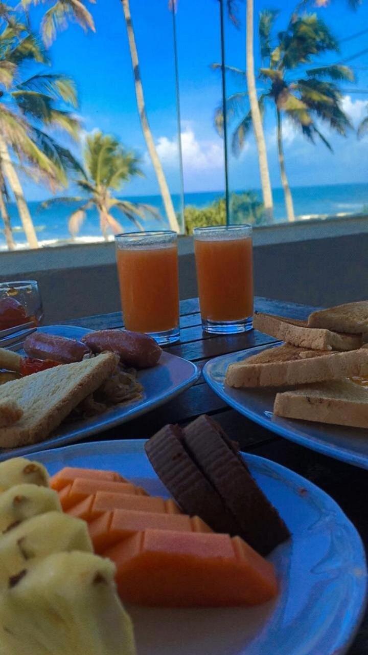 Blue Beach Hotel Ваддува Экстерьер фото