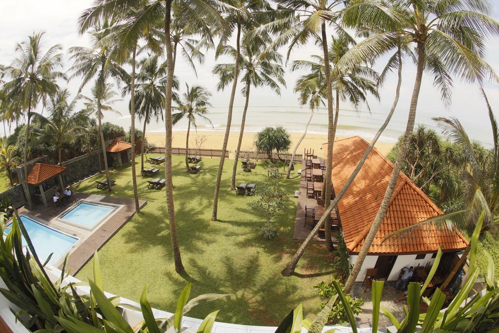 Blue Beach Hotel Ваддува Экстерьер фото